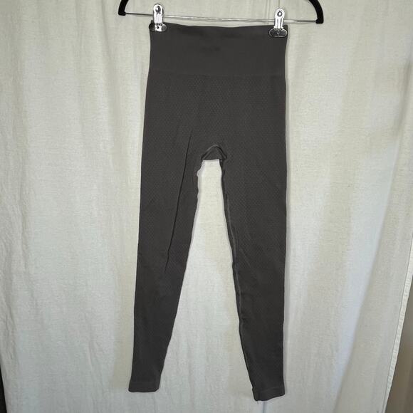Balance Athletica Gray Textured High Rise Leggings Size Small Yoga Workout Gym - Picture 2 of 9